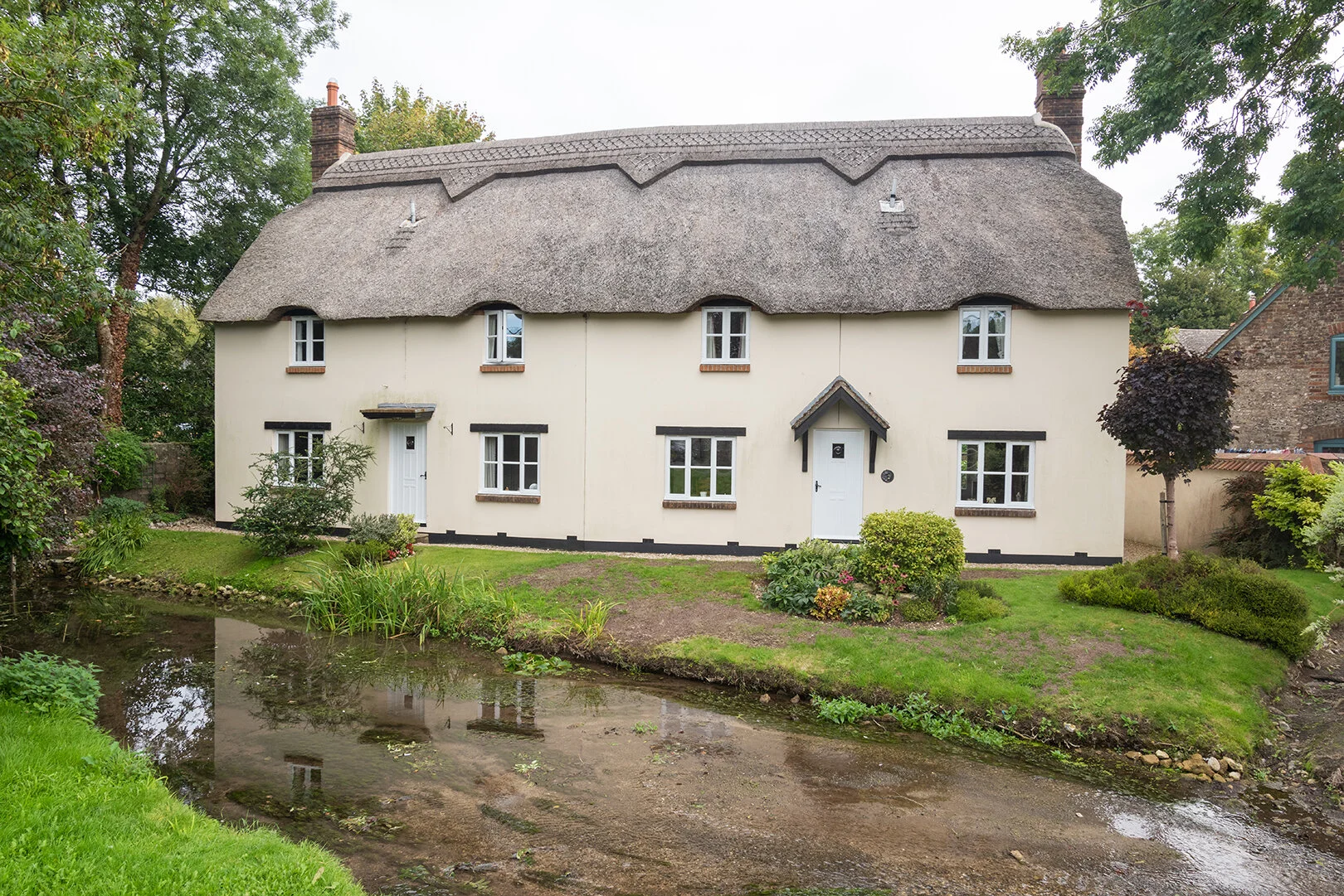 cottage.jpg