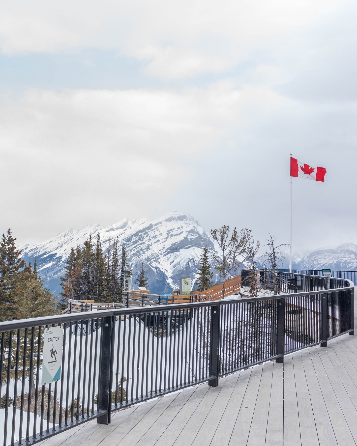 Sulphur Mountain viewpoint. This popular lookout point offers incredible views of the town of Banff and the surrounding area. This route follows the mostly paved and wooded boardwalk trails that start at the top of the Sulphur Mountain Gondola.