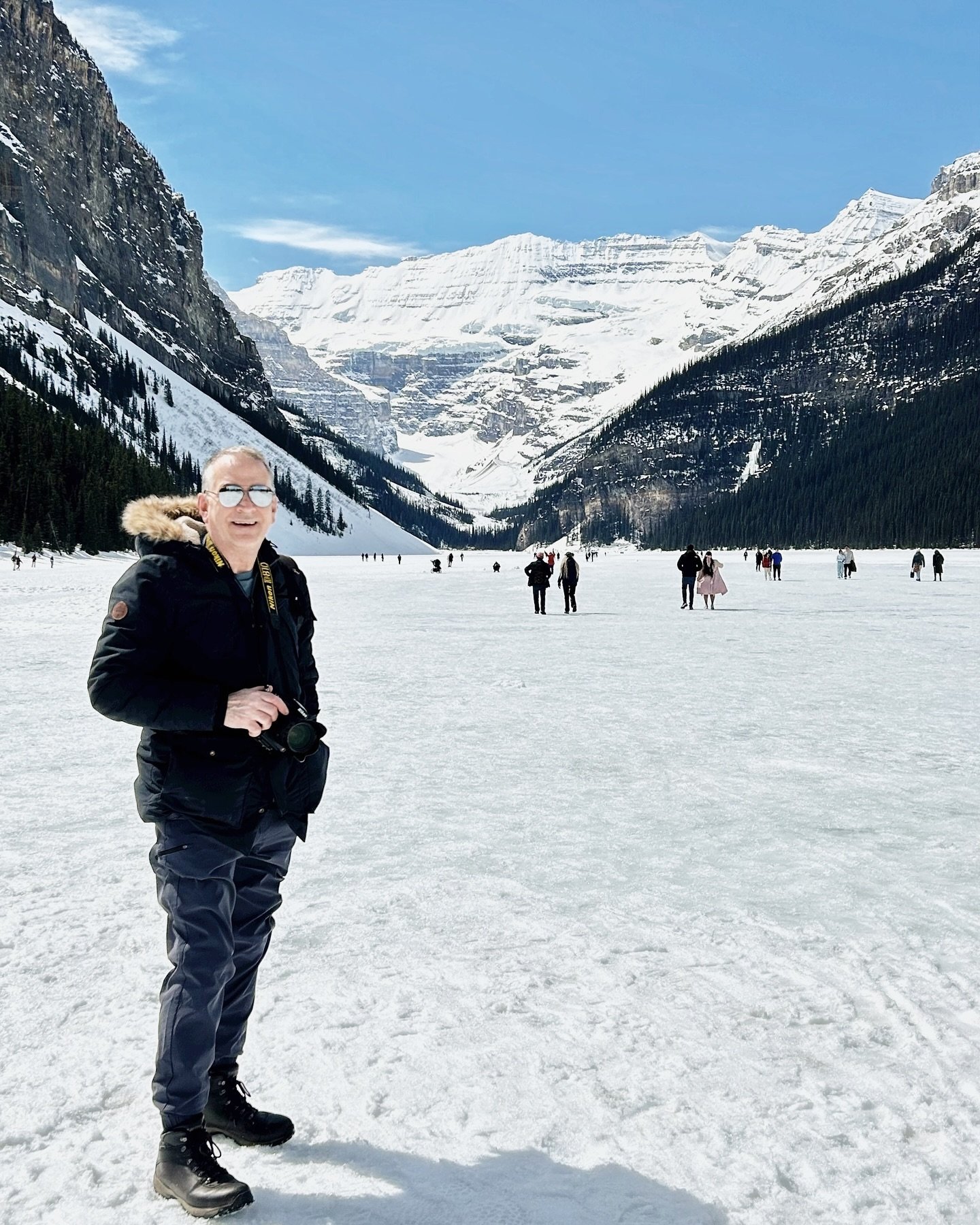 Lake Louise usually begins to freeze in November. The month of October usually brings heavy snowfall in the area, and the Lake Louise Ski Resort usually opens up the first week of November around the same time the lake freezes.

Generally it thaws in