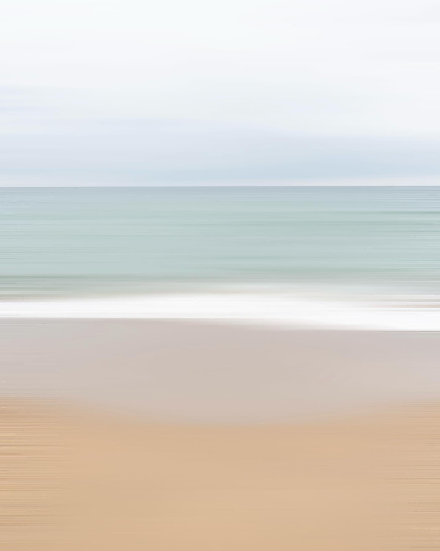 An abstract piece of art today, taken from the stunning beach at Praa Sands in Cornwall. 

Happy Friday Folks!