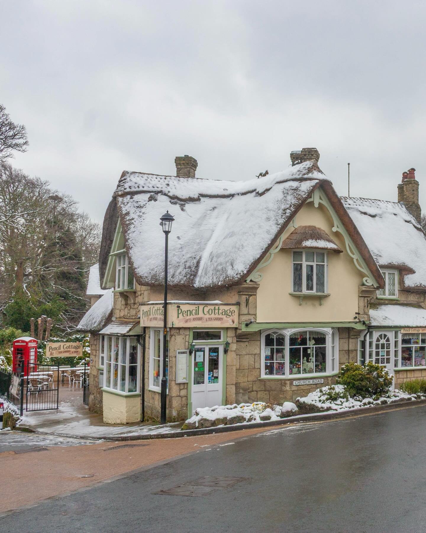 Today&rsquo;s &rsquo;Winter&rsquo; scene comes from the beautiful Isle of Wight location of Shanklin Old Village. 

Shanklin was a remote and sleepy little village until the second half of the 18th century; when the beginning of the Romantic Age led 