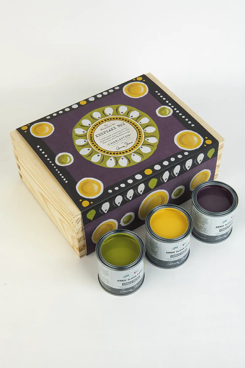 Annie Sloan With Charleston Keepsake Box 3.jpg