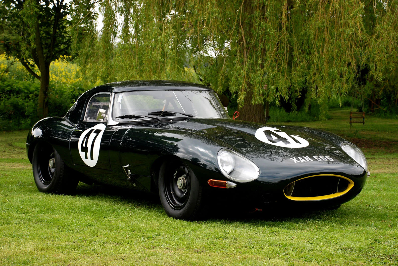 Jaguar e-type lightweight XAN 555