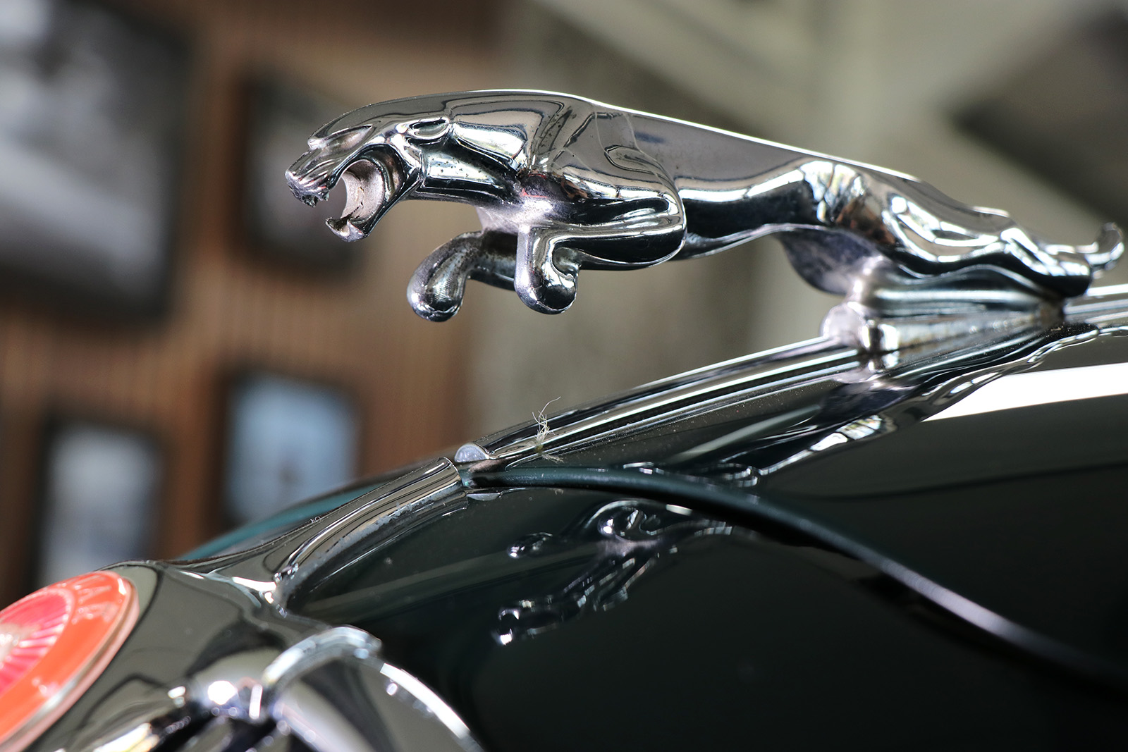 1959_Jaguar_Mark 1_sayer selection_duncan hamilton_lady cheatham_3_web.jpg