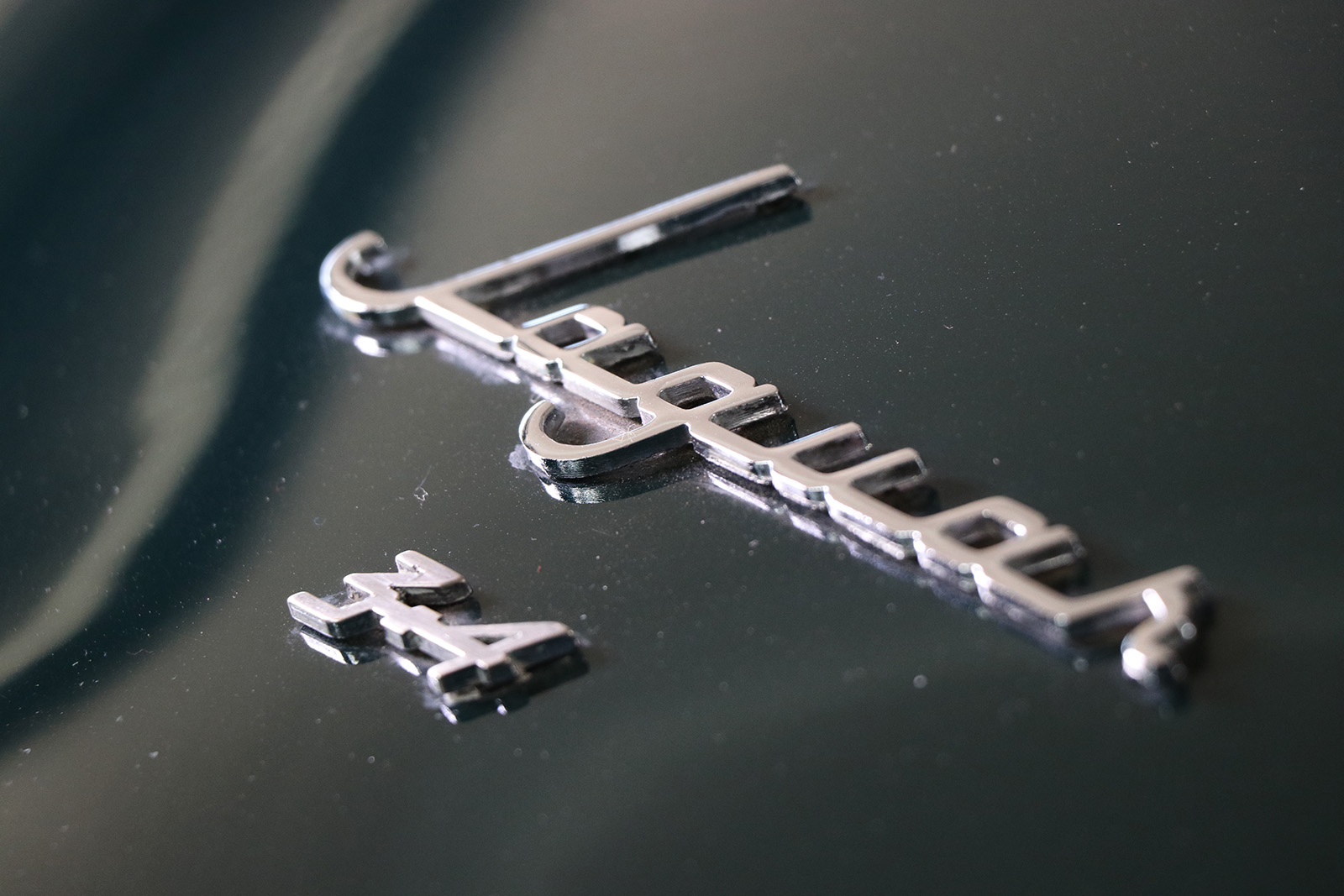 1959_Jaguar_Mark 1_sayer selection_duncan hamilton_lady cheatham_10_web.jpg
