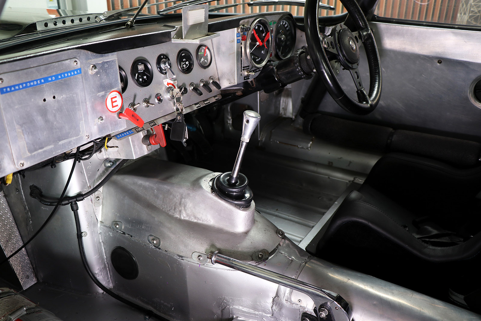 1963_Jaguar_E Type_M&C Wilkinson_works_racer_25_web .jpg