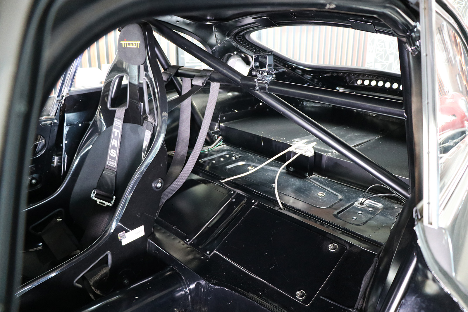 1962 Jaguar E-Type Series 1 Competition Coupe 10 web.jpg