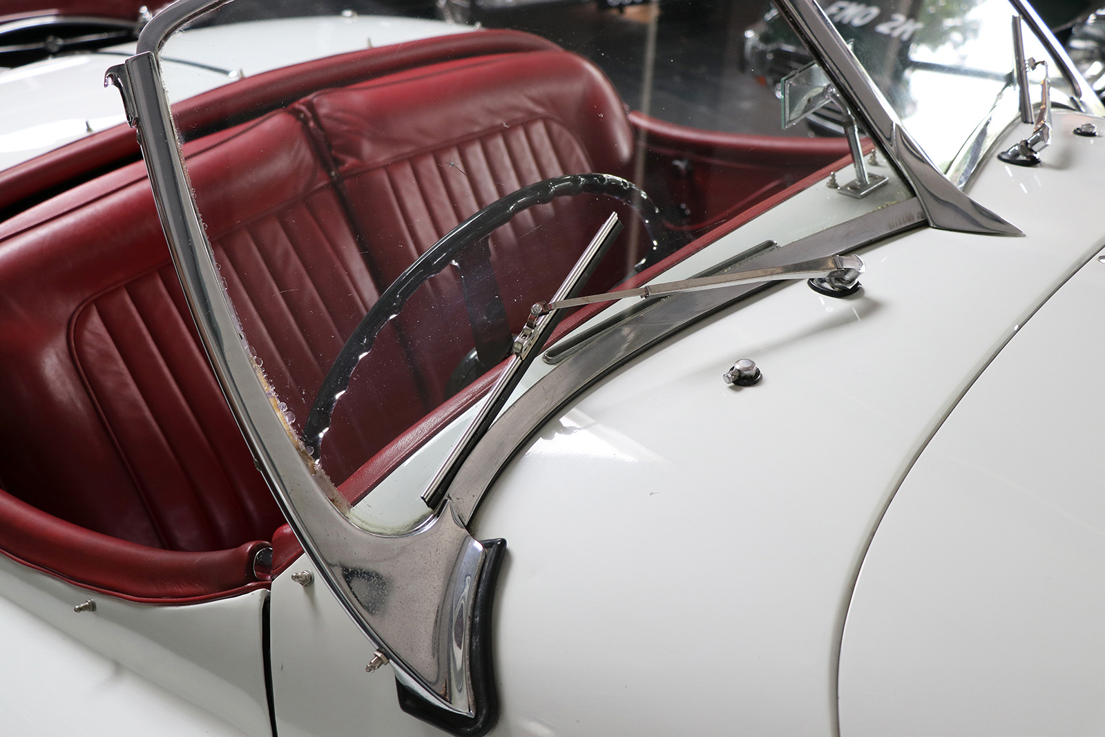 1957 Jaguar XK140 MC RHD Roadster For Sale at Sayer Selection Ltd. UK