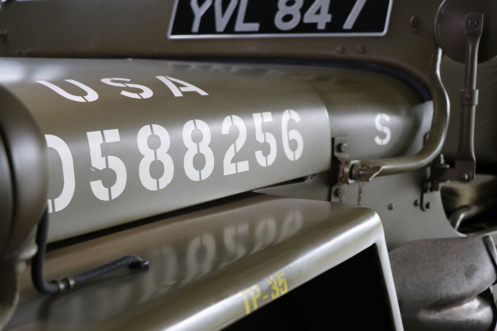 1945-willys-jeep-green-sayer selection-5-web.jpg