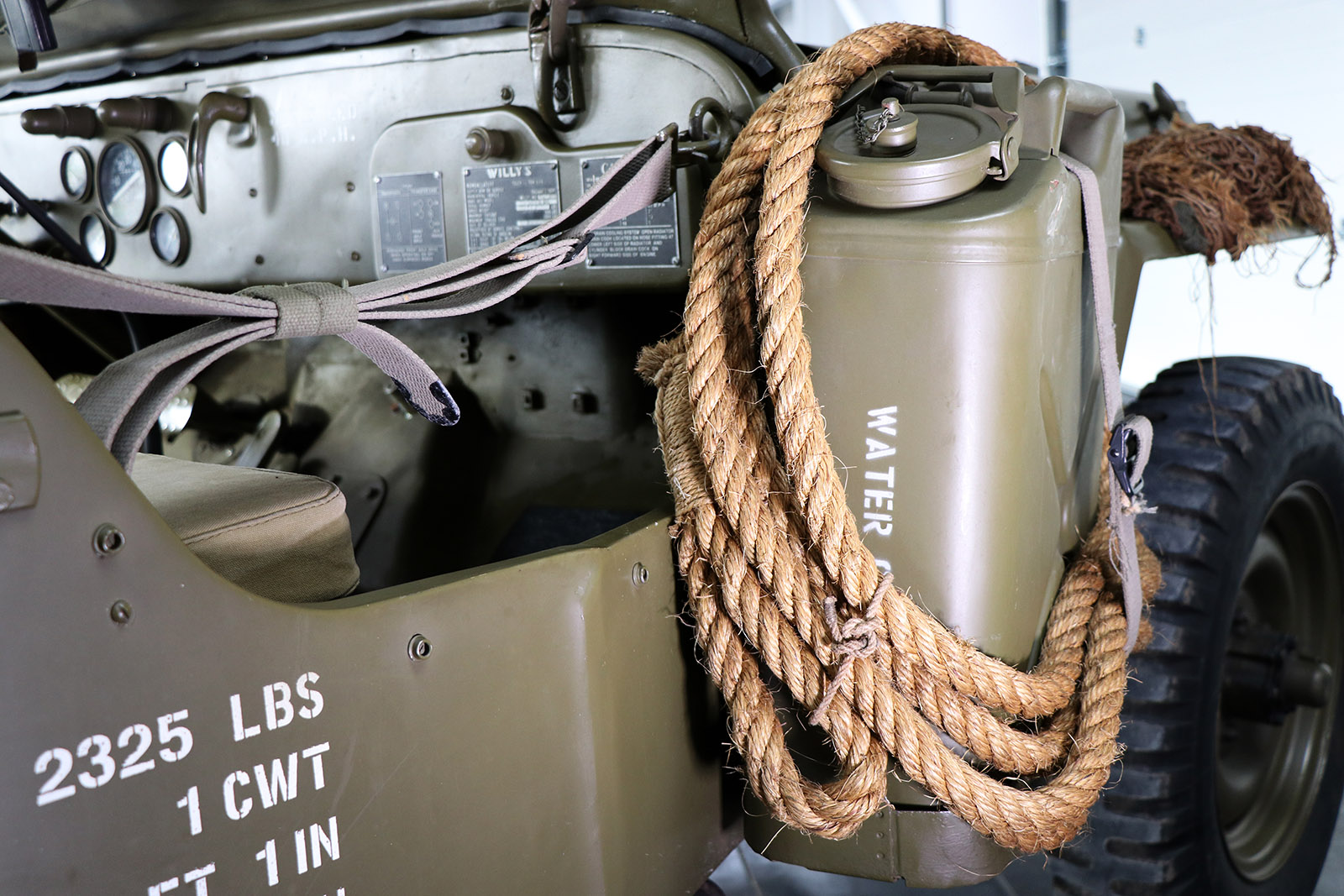 1945-willys-jeep-green-sayer selection-15-web.jpg