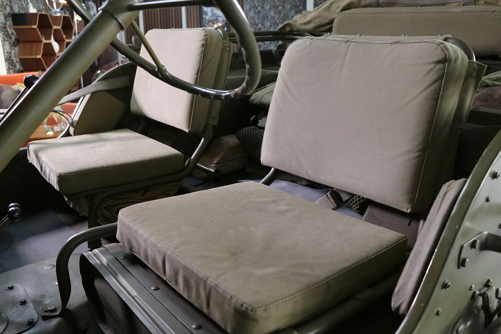 1945-willys-jeep-green-sayer selection-7-web.jpg