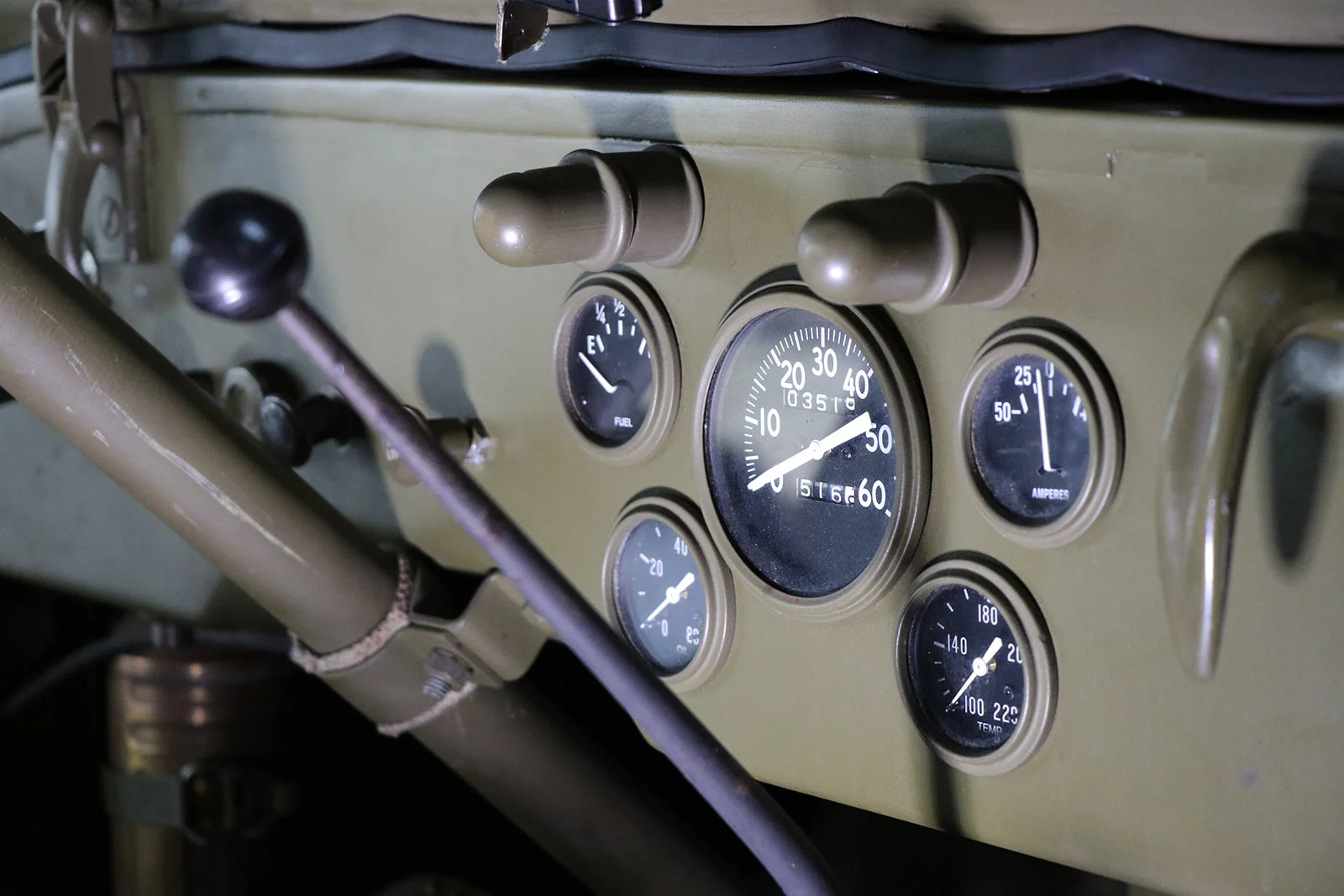 1945-willys-jeep-green-sayer selection-20-web.jpg