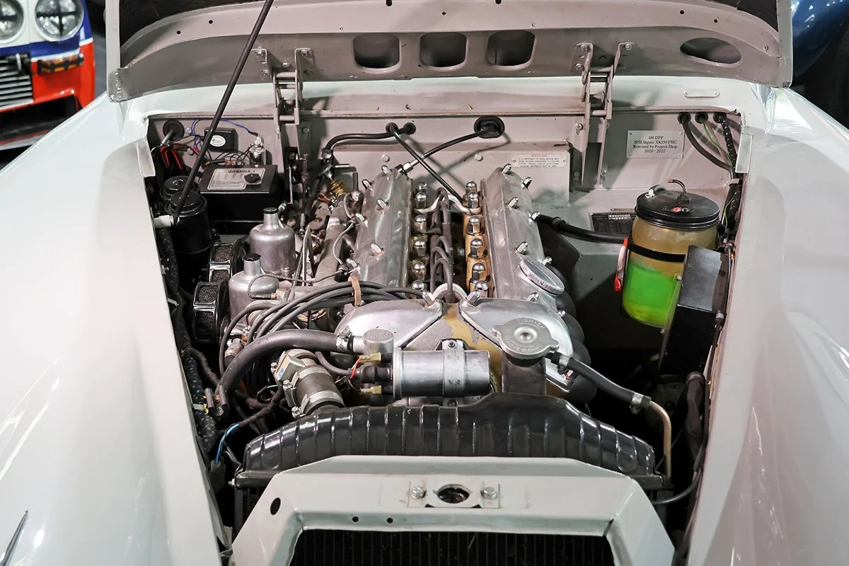 1958 Jaguar XK 150 FHC Crayon Grey 21 web.jpg