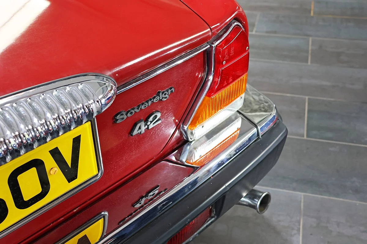 Red Daimler 6 web.jpg