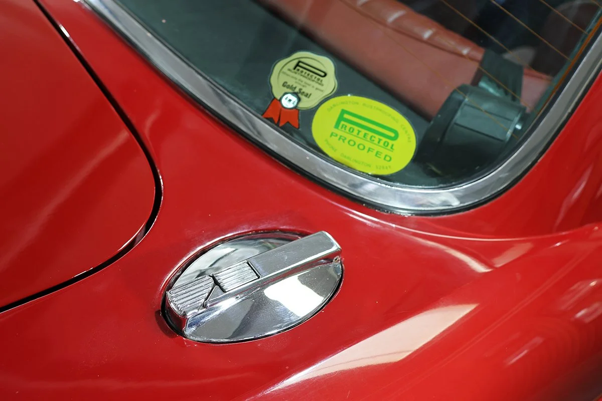 Red Daimler 7 web.jpg