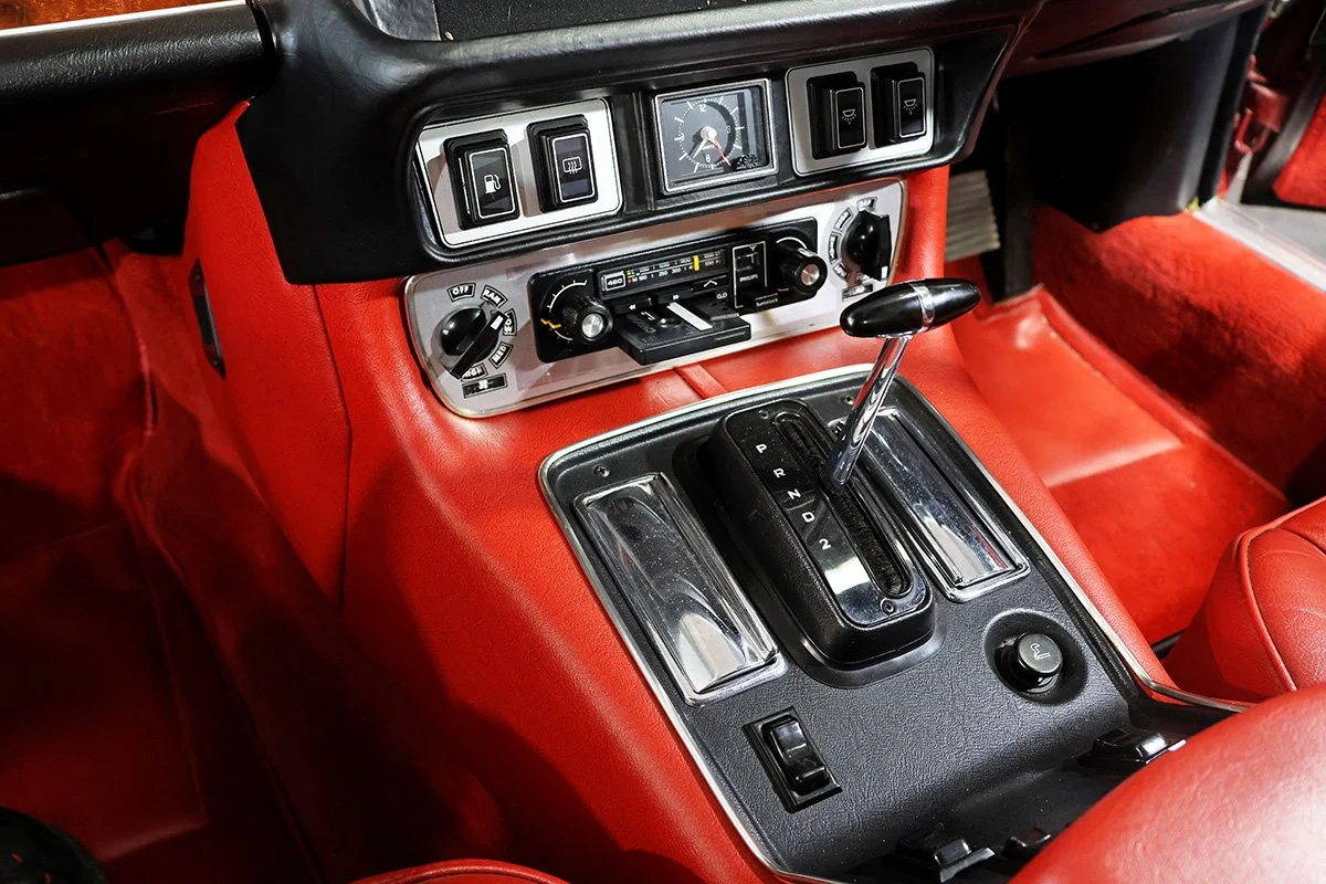 Red Daimler 12 web.jpg