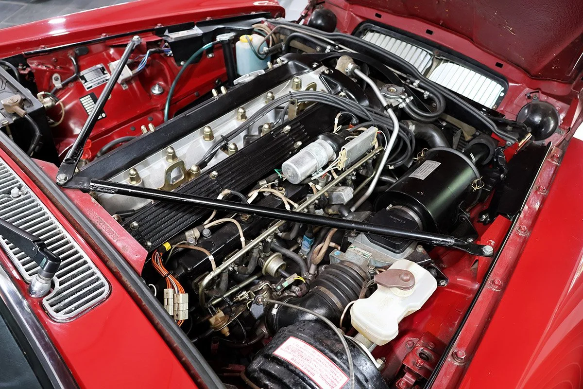 Red Daimler 17 web.jpg