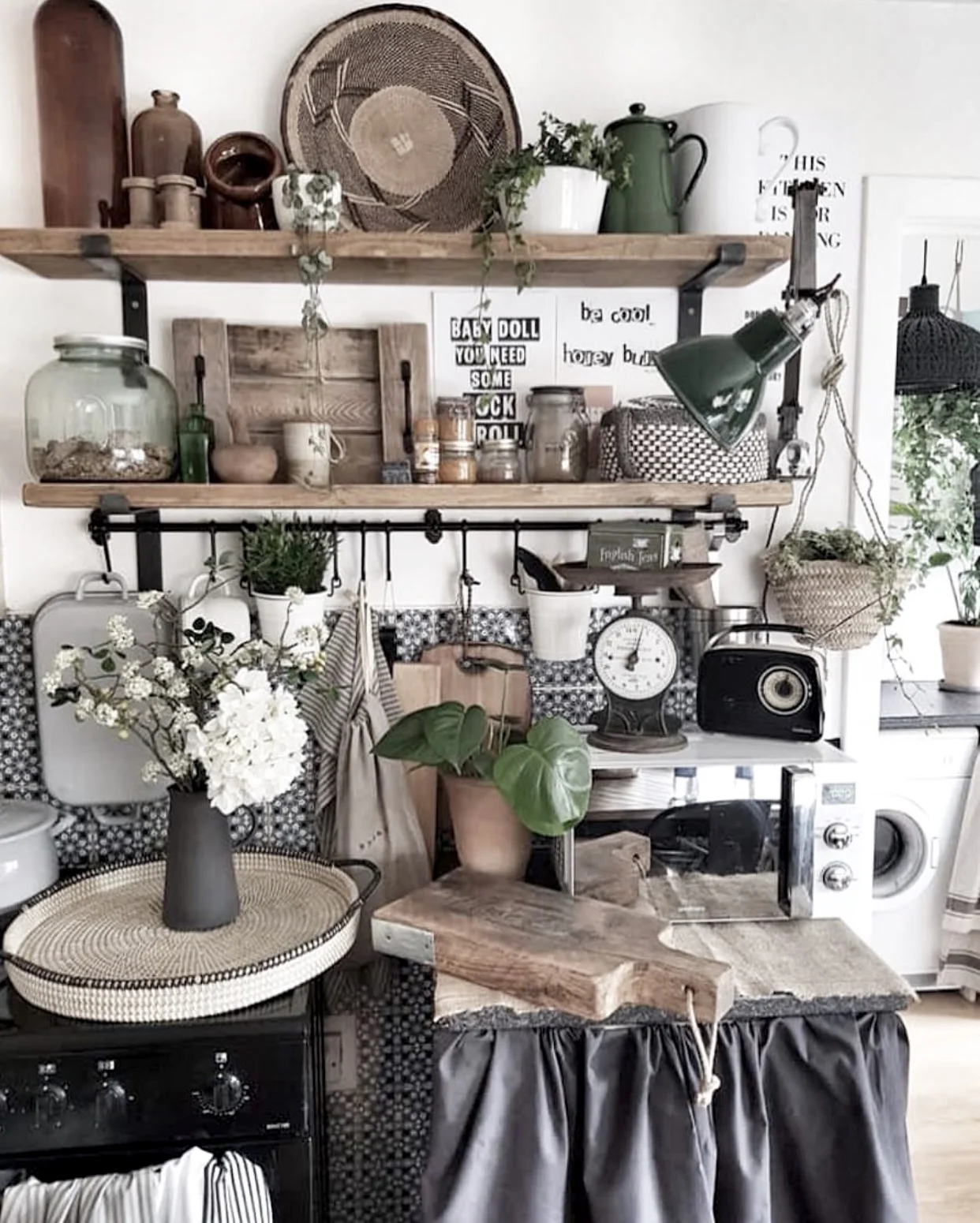 Vintage spotlight from @pedlarsvintage