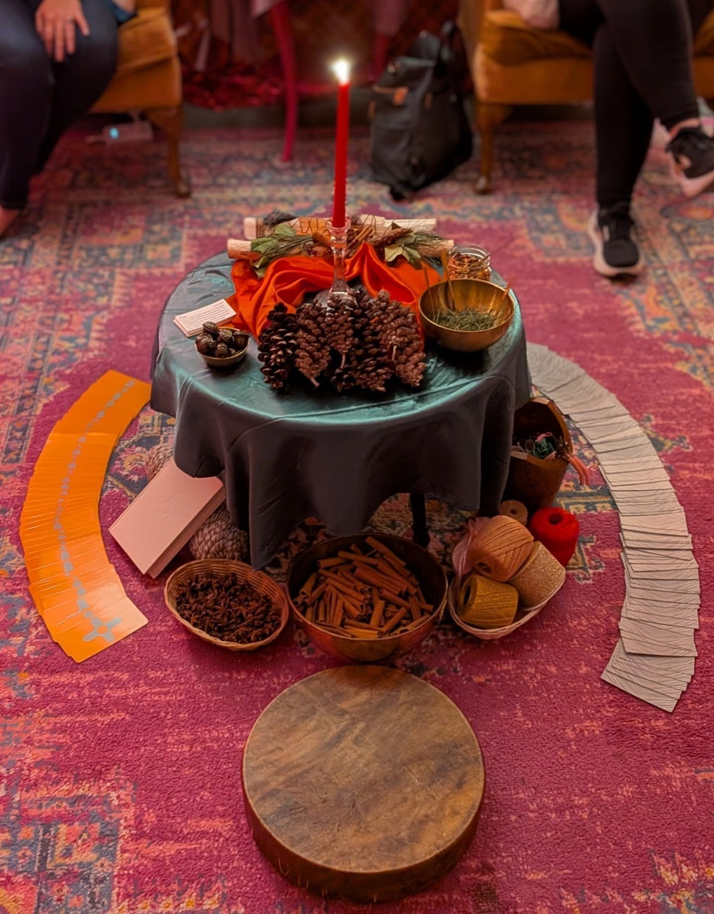 On the threshold of the solstice, under the final new moon, at the end of a full year, my sister @thebluegrasswitch and I co-facilitated our final 2025 Tarot, Tea, and Alchemy circle together! Over and over, words of wonder and gratitude were shared 