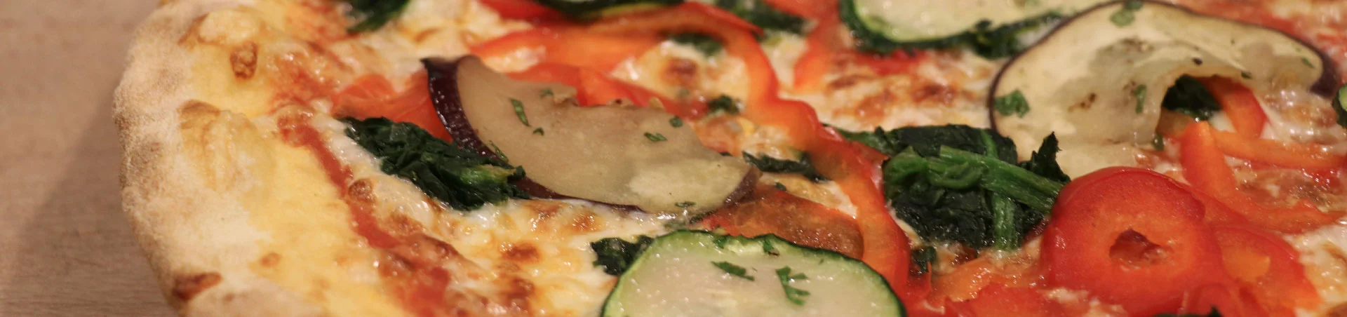 Doppeleiche_Restaurant_Pizzeria_Hotel_Fehmarn_Pizza_0086.jpg