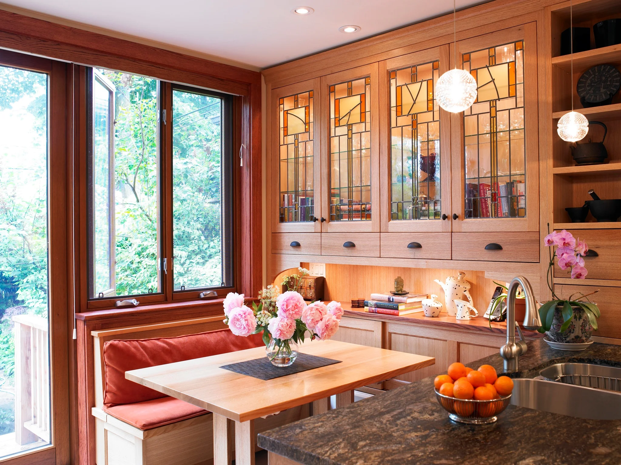 kitchen booth.jpg
