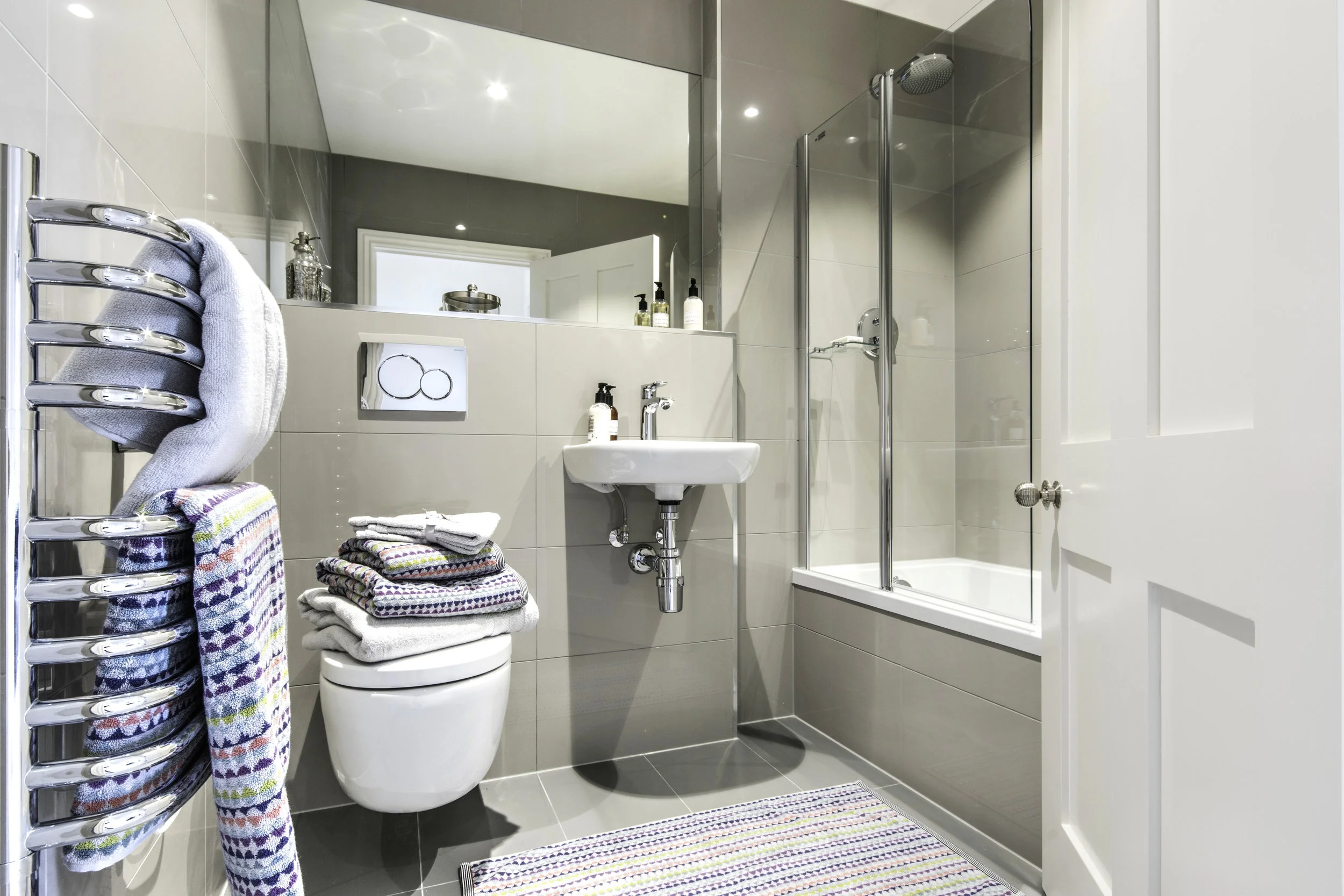 The Gables Bathroom .jpg