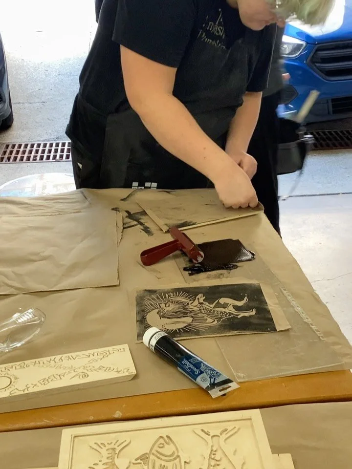 In our last foundation orientation, students printed relief images from carved box lids. The lids were carved using routers and our new power carvers in all sorts of unique designs. Getting to meet and teach new foundation students is always the high
