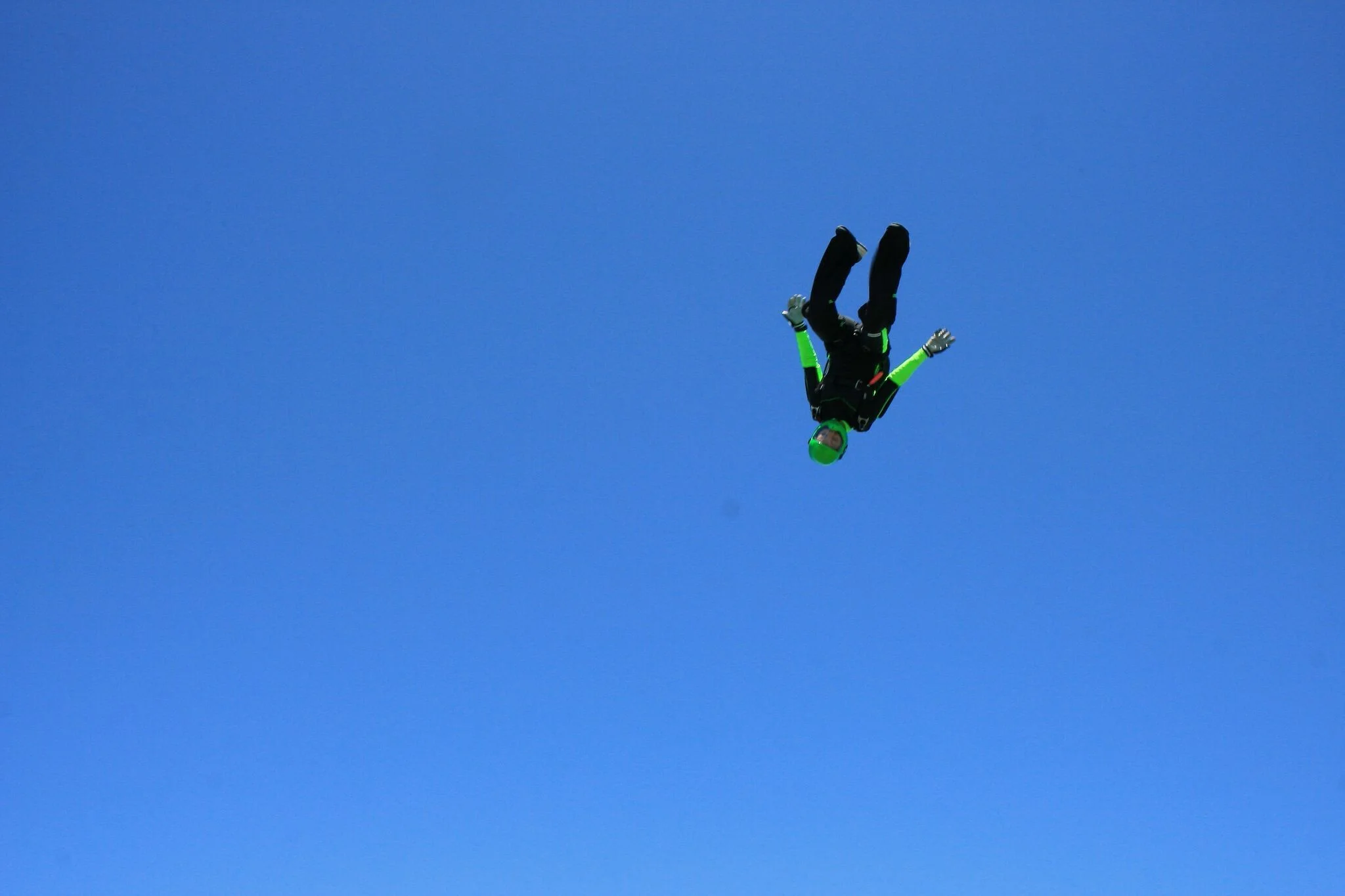 1_skydive.jpeg