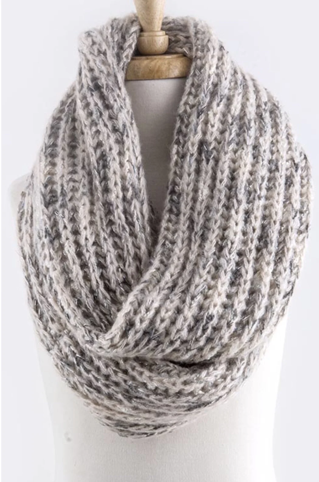 Chunky  infinity scarf