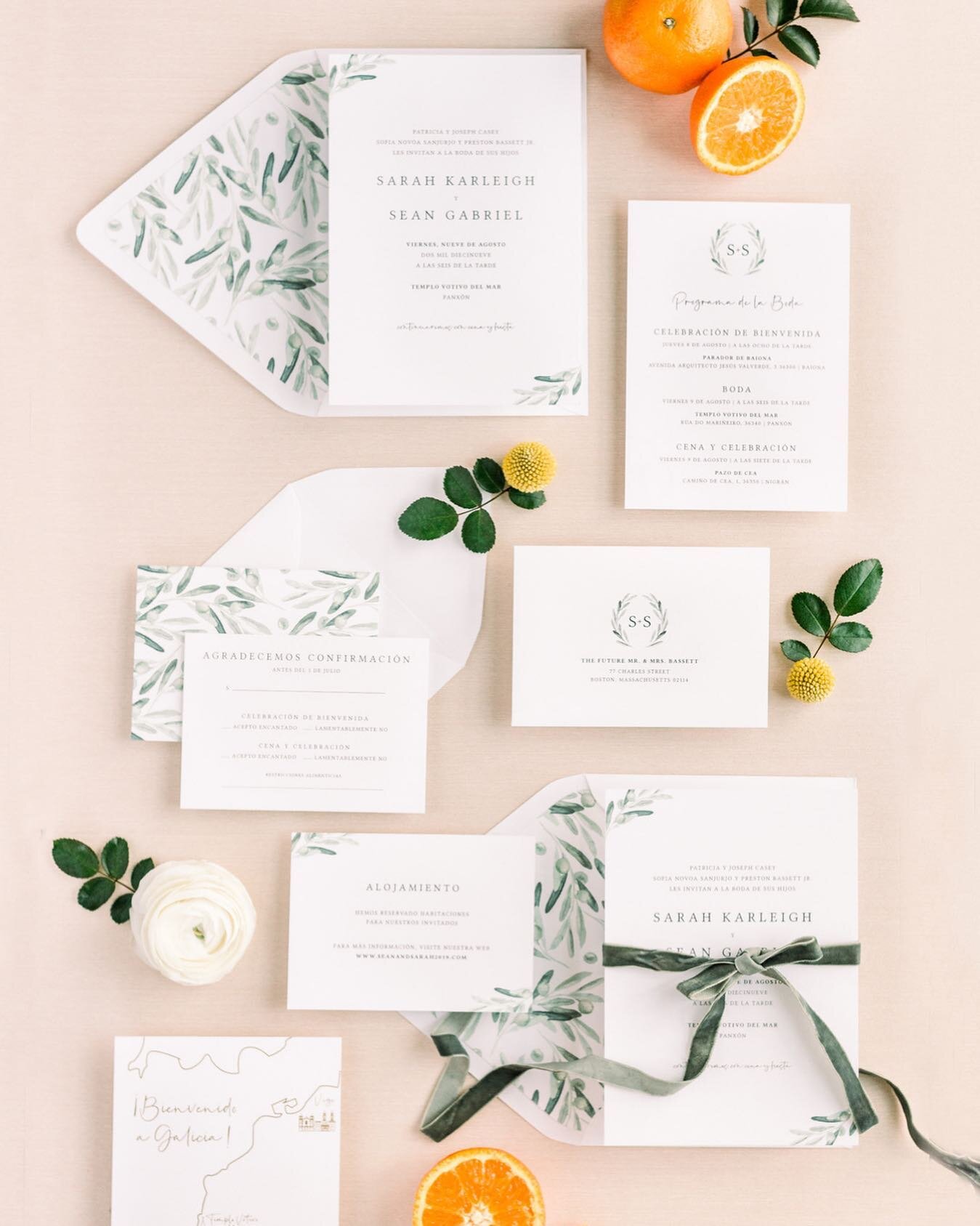 An oldie but a goodie! I love seeing a invite suite come to life. Especially, when I have the opportunity to design, style &amp; photograph a client&rsquo;s wedding - thats the zest! 🍊