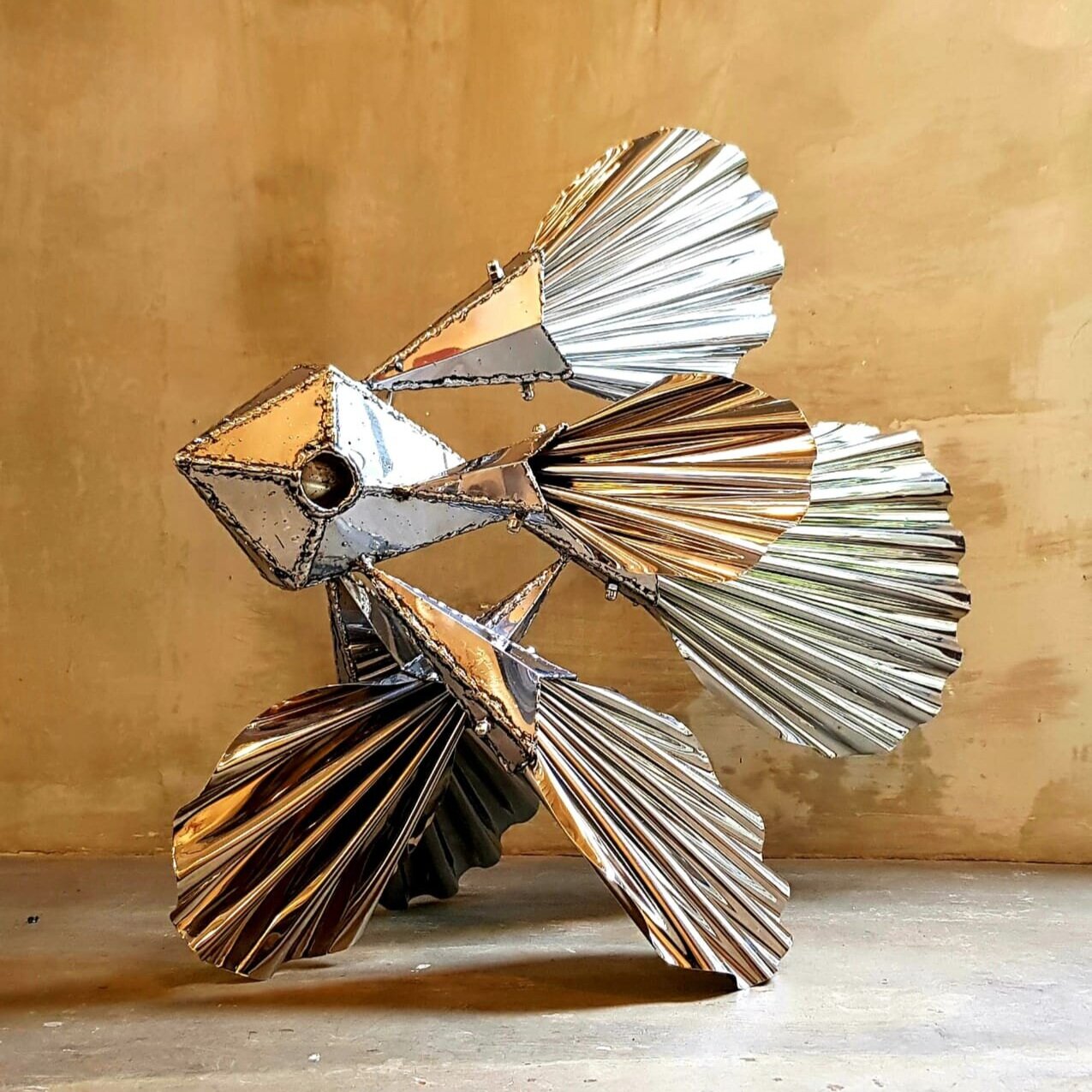   Juan Pablo Pistilli    Betta  , 2019 Metal  44 x 20 x 20 cm  Imaginario Galería de Arte 