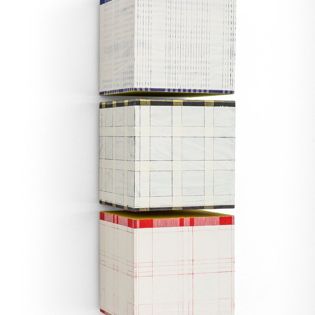  Remy Jungerman    Nkisi Wawi  Cotton textile, kaolin (pimba), wood (plywood) 27,56 x 9,06 x 8,66 in Fridman Gallery 