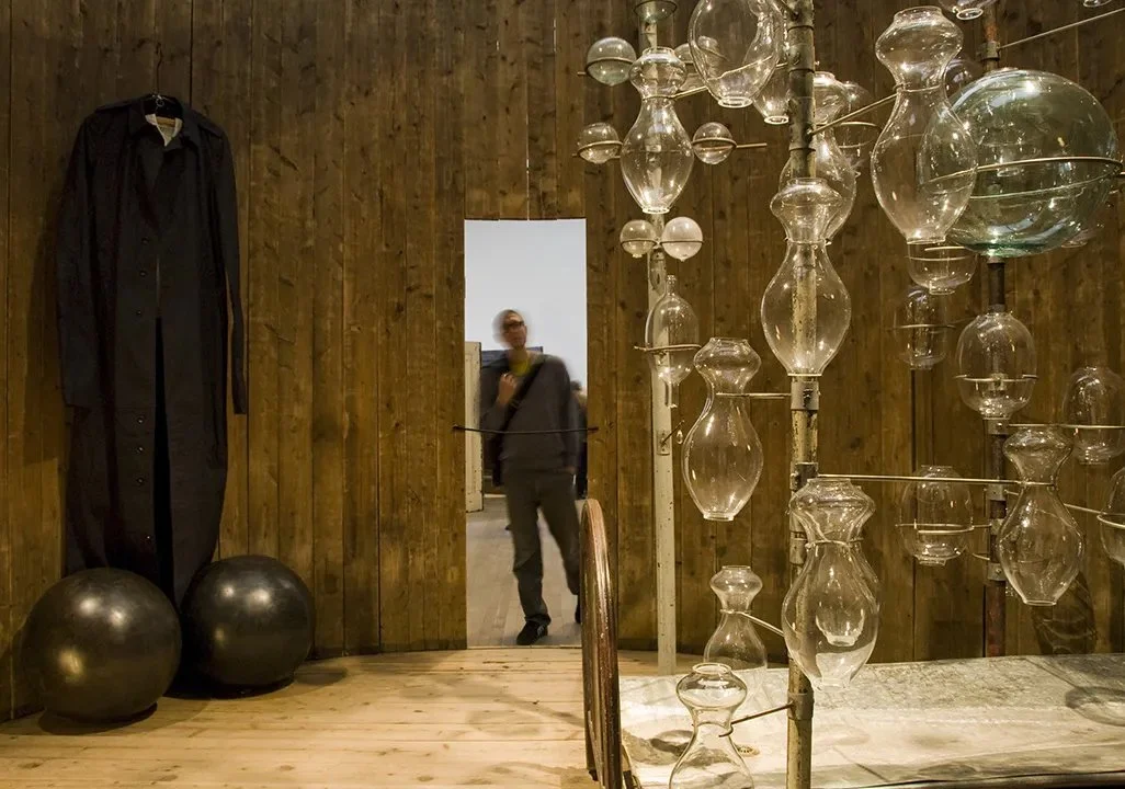 Louise_Bourgeois_1_of_2.format-webp.width-2880_7nx9cd54O28SqO6v copy.jpg