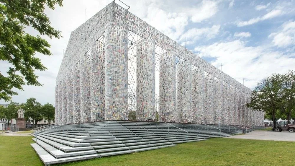d14_Martha_Minujin_The_Parthenon_of_Books.jpg