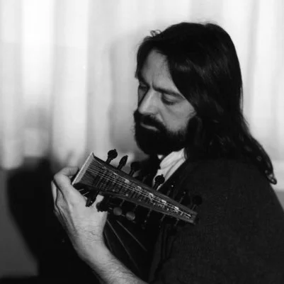 MASSIMO LONARDI - LUTIST L'Istituto Superiore di Studi Musicali "Franco Vittadini" di Pavia