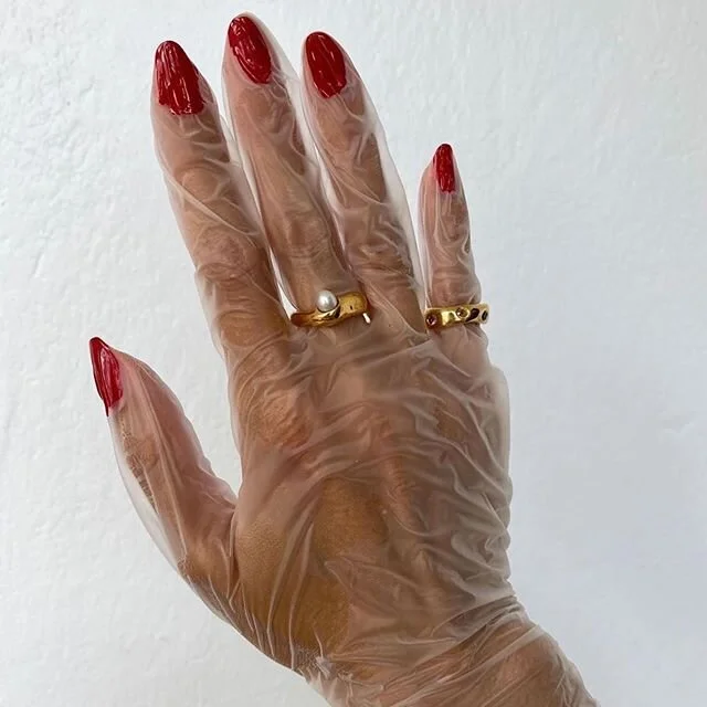 BE TRENDY | BE SAFE😷🧤💅.
&bull;&bull;&bull;
Repost: Has your mani gone to sh*t with the salons closing? Well, @hernan.herdez might have just solved your problem with this genius idea 🙌😂