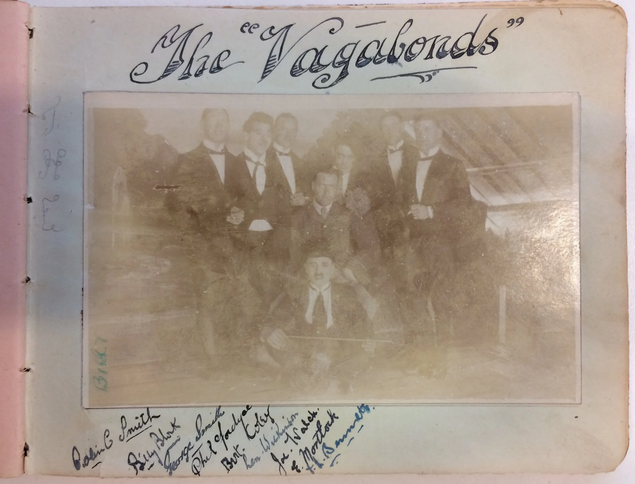  The Vagabonds’ inscription in Hutch’s autograph book, courtesy his granddaughter, Gail Hughes    