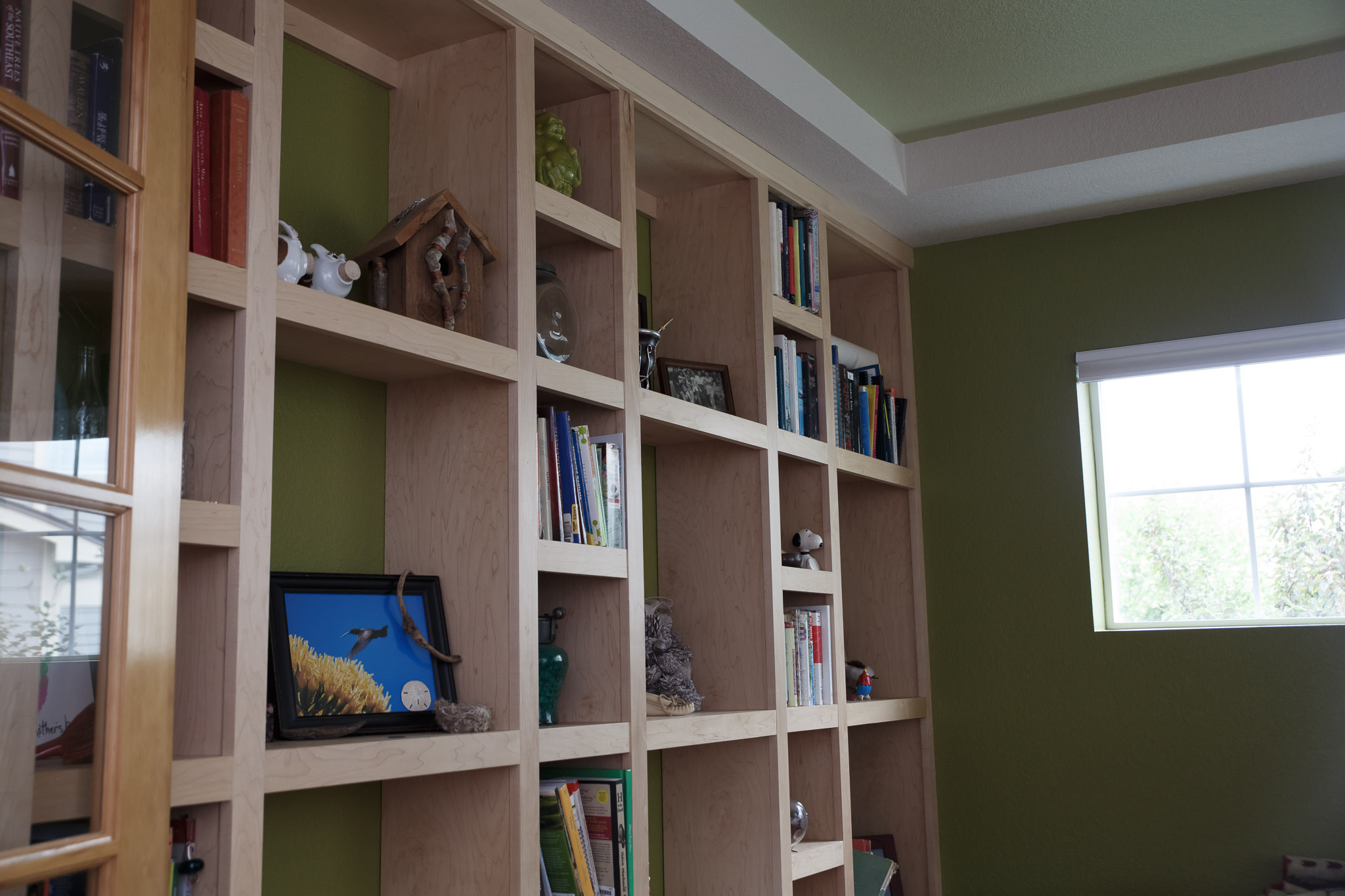 Built-in Book Shelf