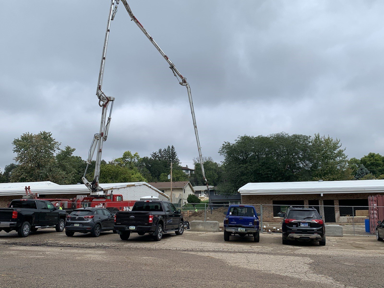 Pumping concrete.jpg
