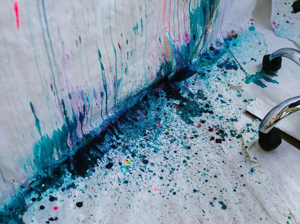 Learning about Value Contrast