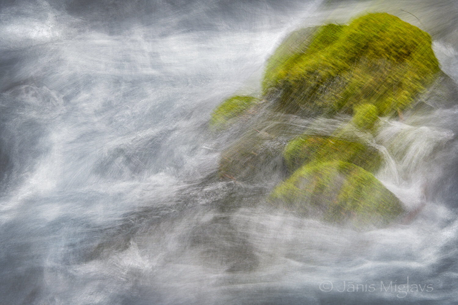 Water meets Rock 1