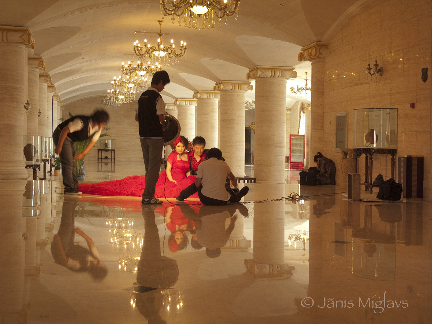 Wedding couple with photographer at Chateau Changyu AFIP Global
