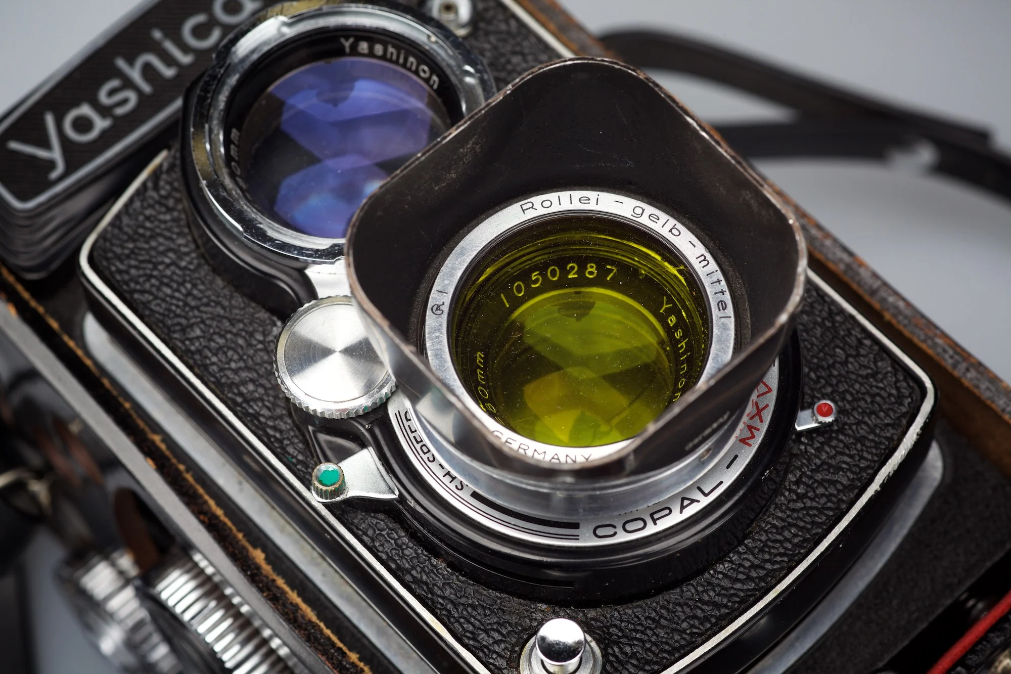 Yashica D Twin lens 120 roll film camera