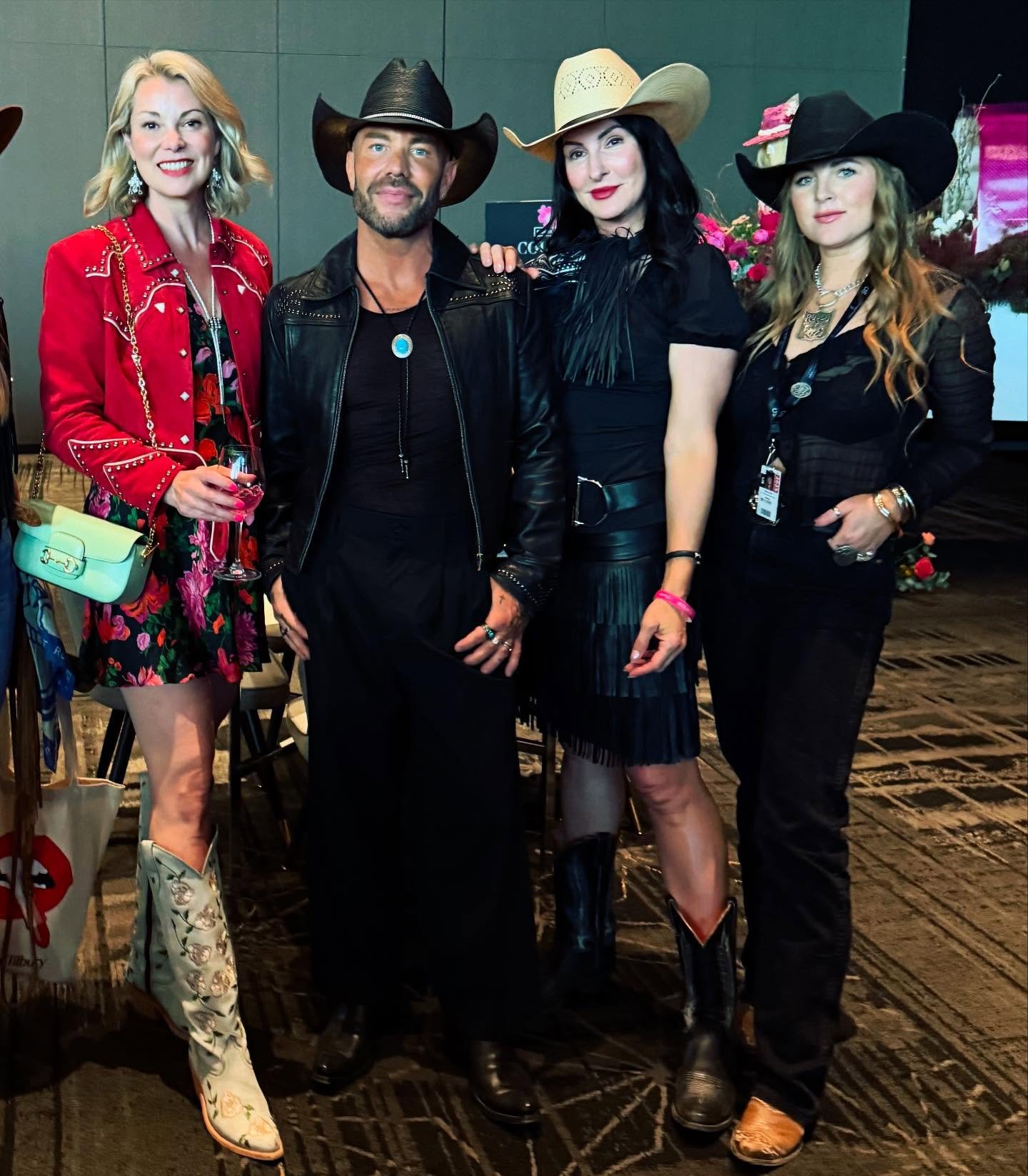 HOLT RENFREW GRIT &amp; GLOSS // Thank you to our media friends who captured @holtrenfrew Grit and Gloss Experience @calgarystampede 💖 @globalcalgary @tvnorma @postmedianetwork @calgaryherald @calgarysun @avenuemagazine 💖 

Thank you for hosting us