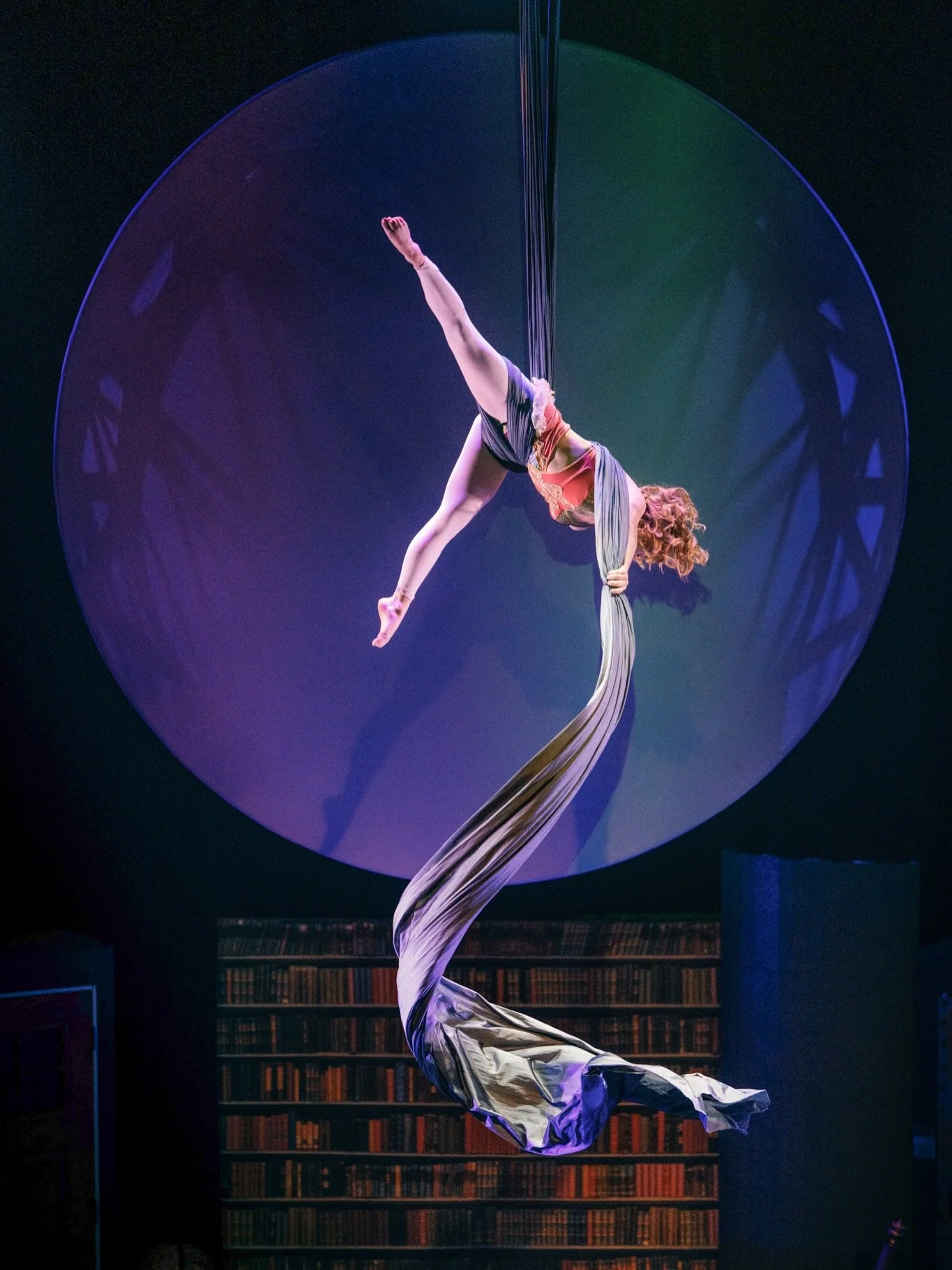 GIVEAWAY // We&rsquo;re partnering with @cirquenuit and @modernsteakca to give away the ultimate night out. Premium steaks and world-class circus theatre? That&rsquo;s a pretty perfect pairing. 🤹🏼&zwj;♀️🥩

Win dinner for two at @modernsteakca , Ca