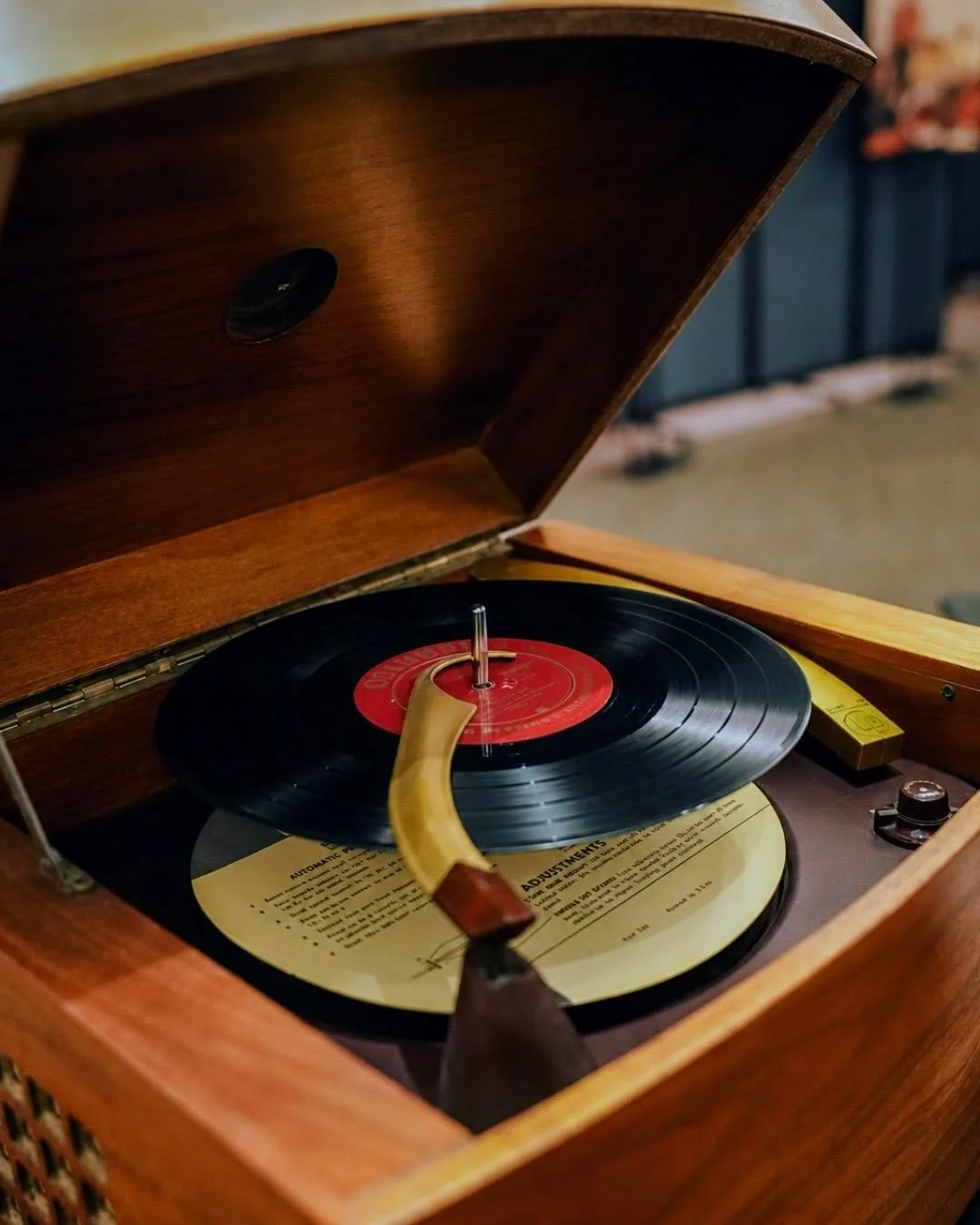 DID YOU KNOW // Before streaming, playlists and even radio, families gathered around the phonographs to enjoy music together. Introduced in the late 1800s, the phonograph was the first machine capable of recording and playing back sound, forever chan