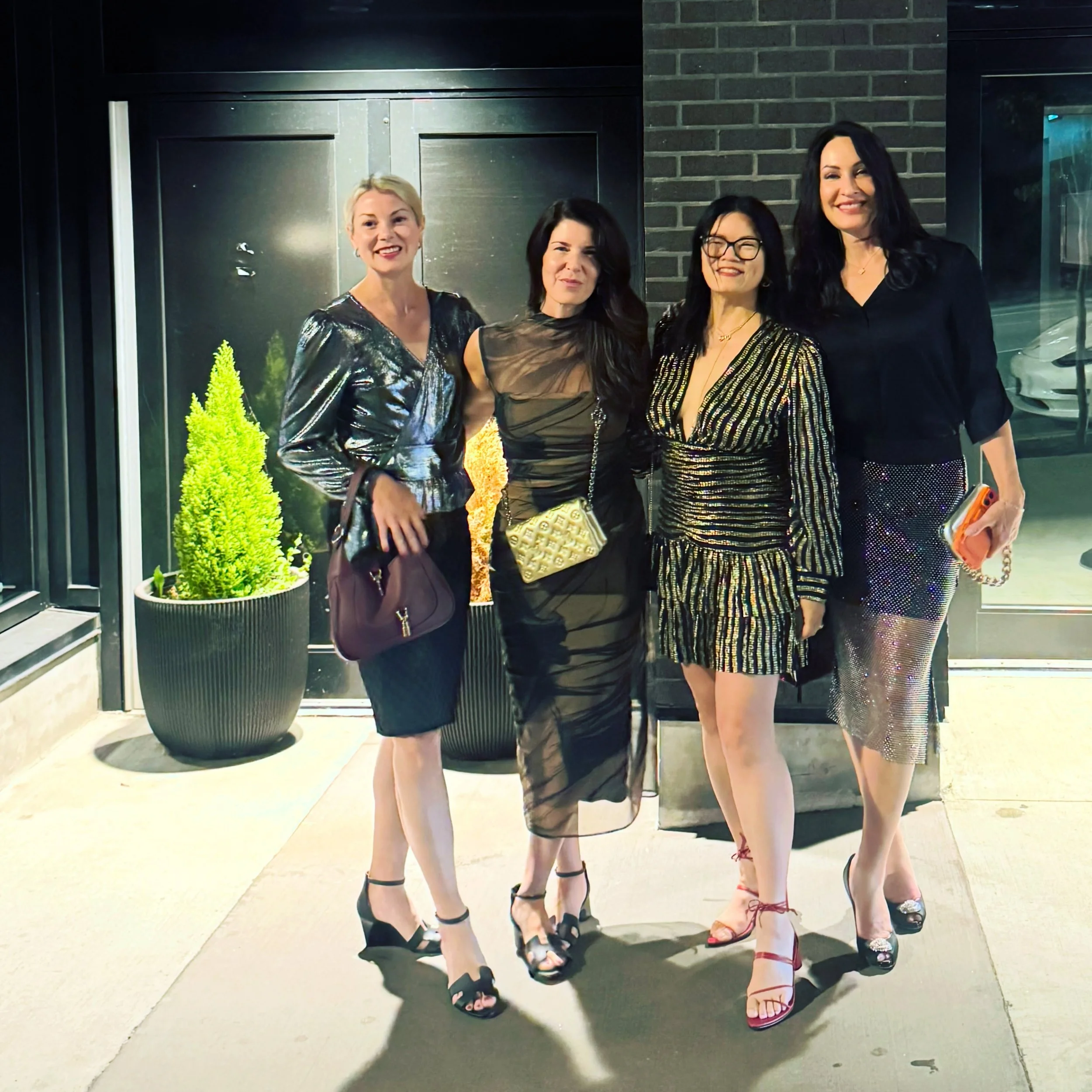 CELEBRATING MICHELLE AT ELEM VANCOUVER // What a treat! We celebrated our birthday lady in style with Executive Chef and Top Chef Canada alumnus Vish Mayekar at @elemvancouver 💕 He crafts an ever-changing menu drawing from his world travels and Indi