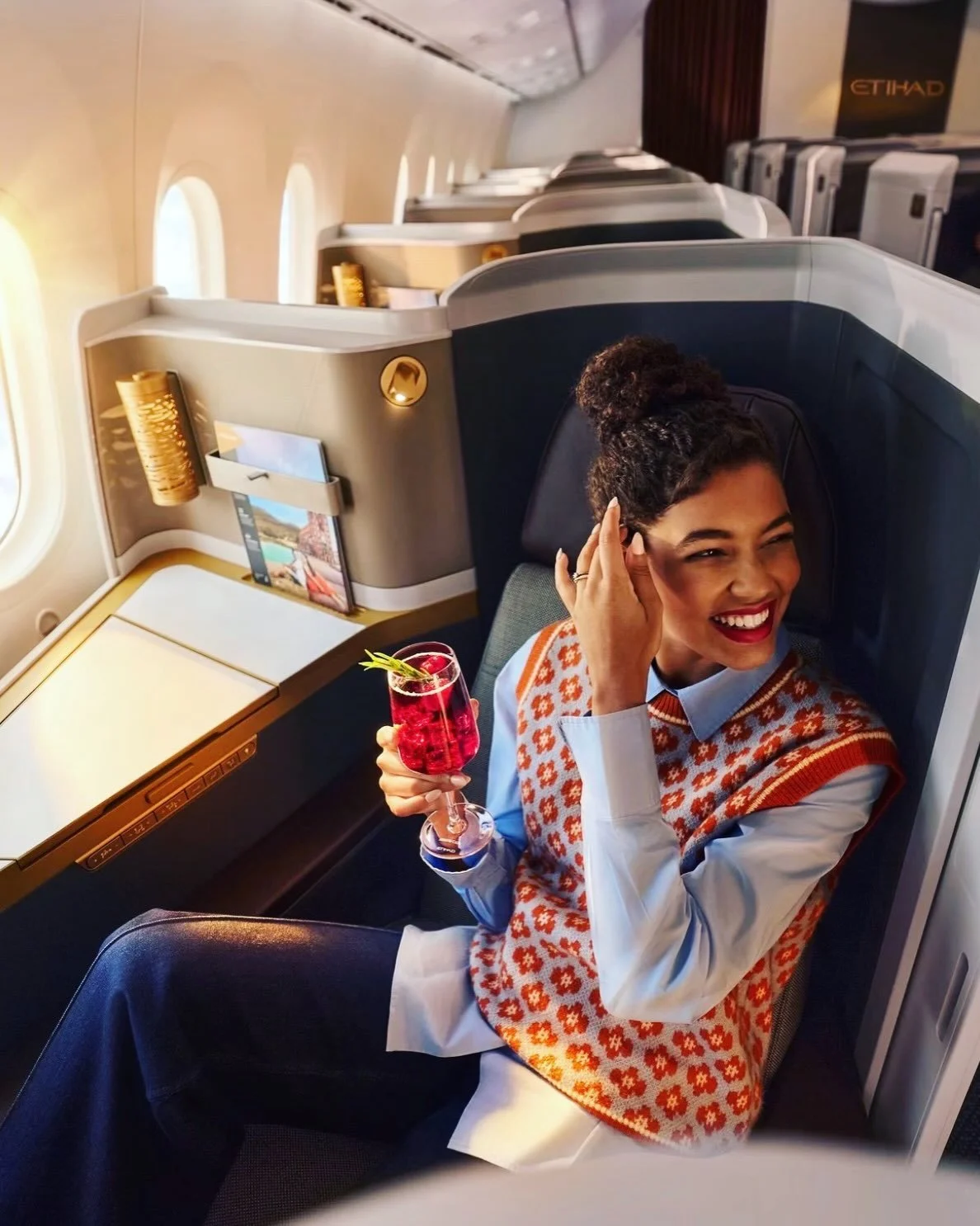 NEW CLIENT SPOTLIGHT // We&rsquo;re thrilled to support @etihad and help more Calgarians discover Abu Dhabi, where contemporary architecture, rich cultural heritage and unique experiences come together.

As fall settles into Calgary, we are looking b