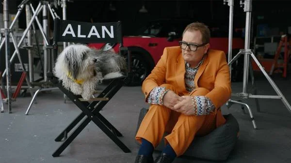 P90518617-mini-announces-alan-carr-as-face-of-its-partnership-with-dogs-trust-600px-2.jpg