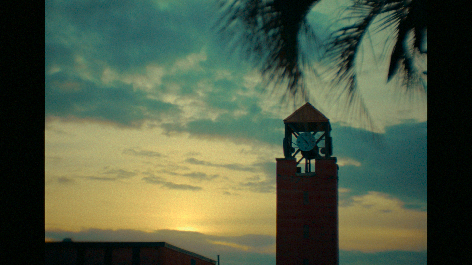 TOWER 10.png